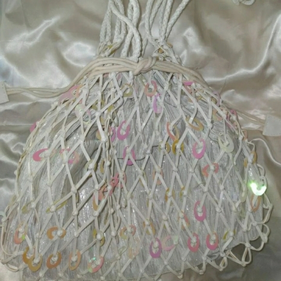 Sequin Hobo Bag in Shimmering White for that Special Occasion - Picture 9 of 14